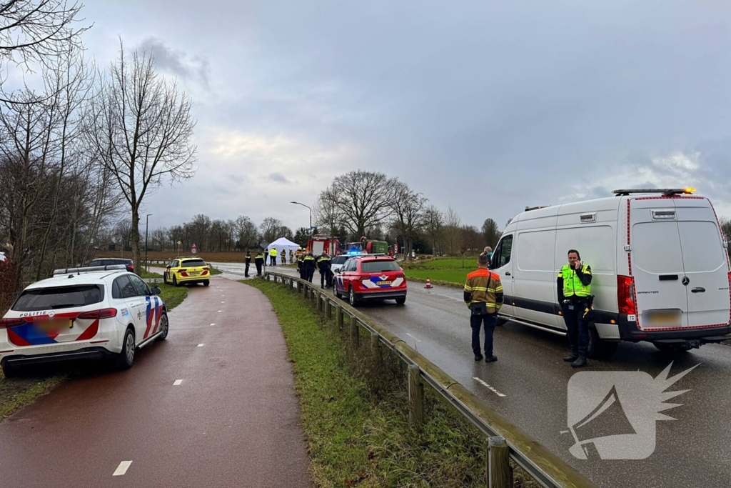 Jonge fietsster overleden na aanrijding met vrachtwagen