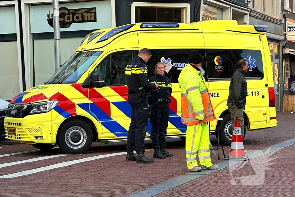 Verkeersregelaar gewond bij aanrijding