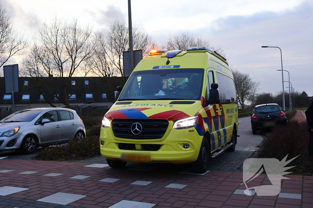 Fietsster gewond bij aanrijding op oversteekplaats