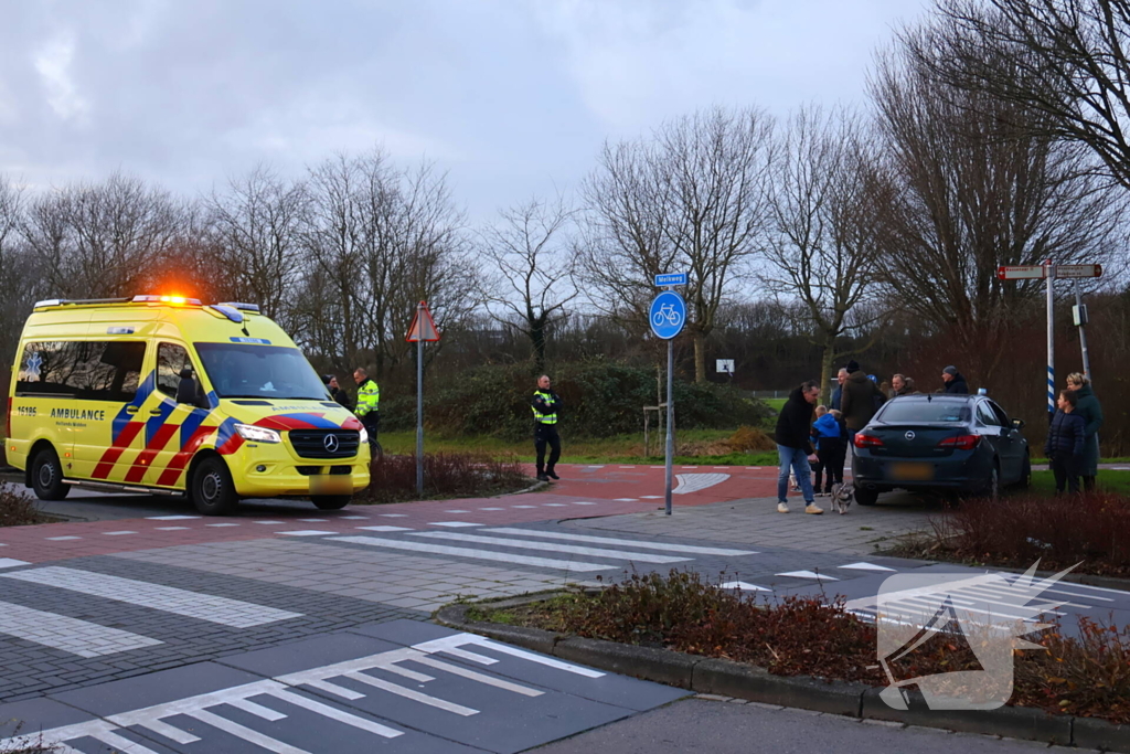 Fietsster gewond bij aanrijding op oversteekplaats