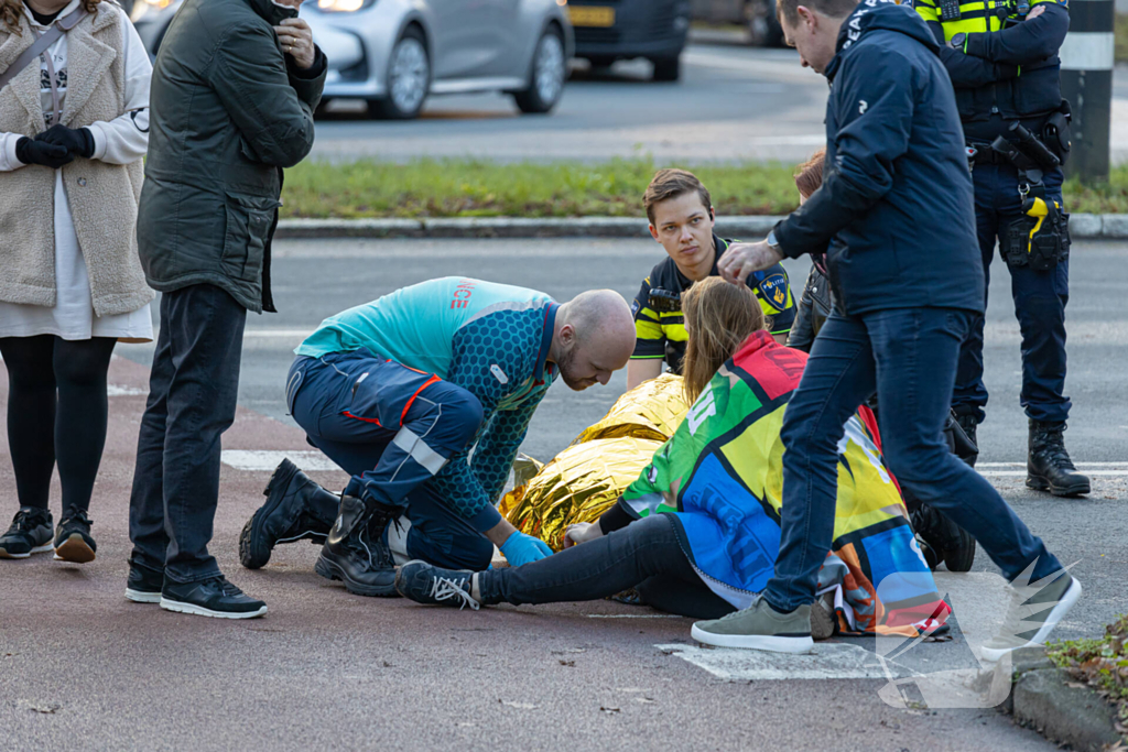 Voetgangster gewond bij aanrijding