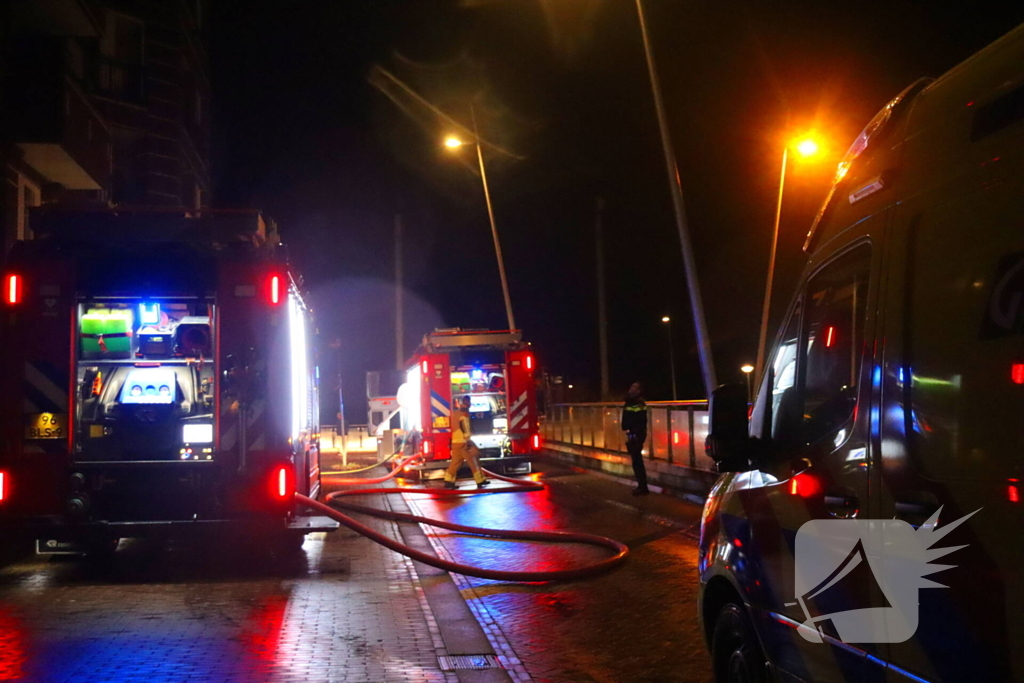 Persoon gecontroleerd na brand in woning