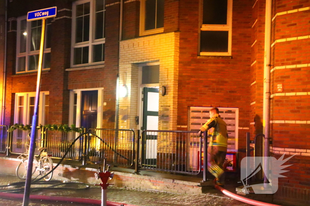 Persoon gecontroleerd na brand in woning