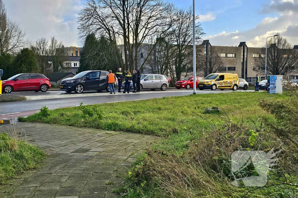 Schade bij kop-staartbotsing twee voertuigen