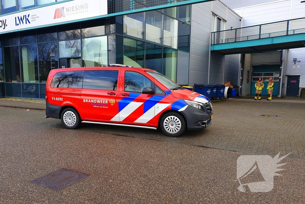 Brandweer verricht metingen bij gaslekkage