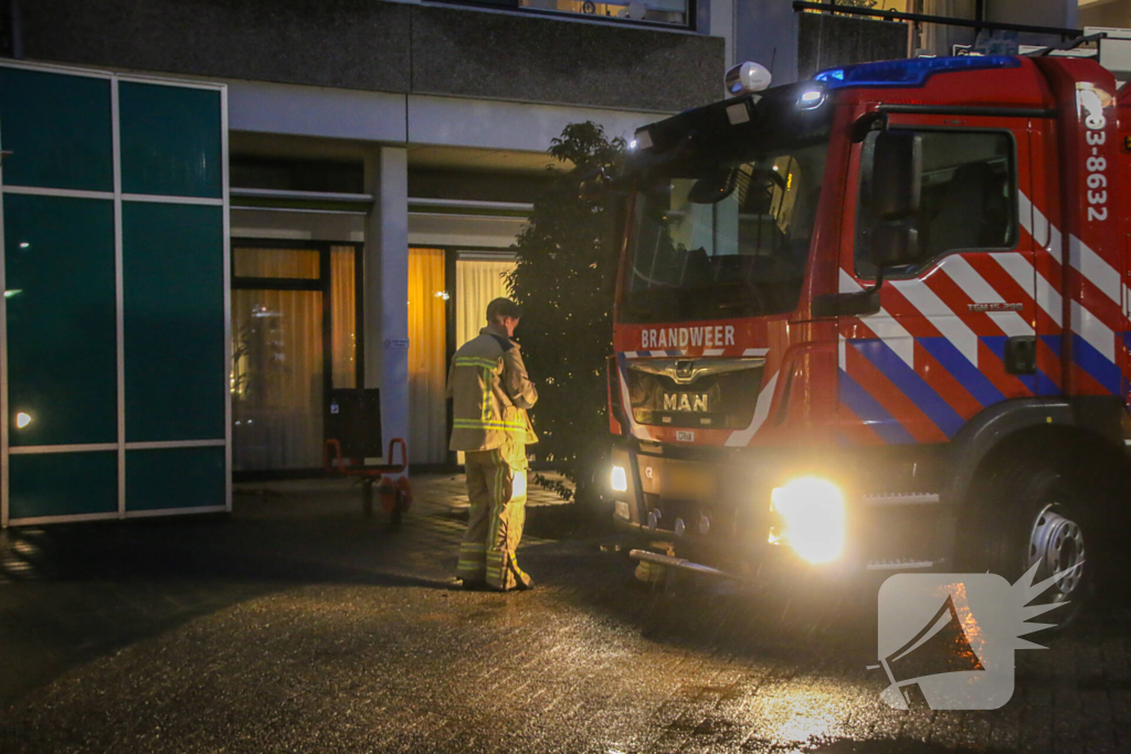 Brandweer bevrijdt persoon uit rollator