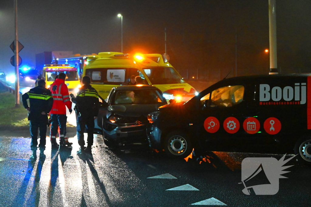 Flinke schade bij frontale aanrijding