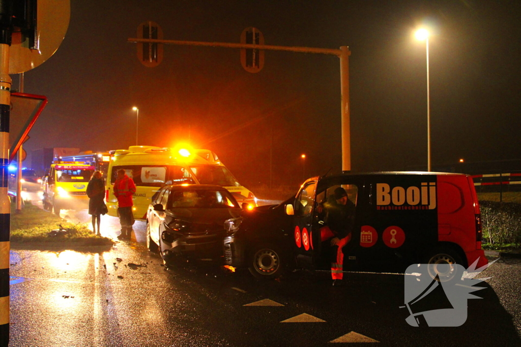 Flinke schade bij frontale aanrijding