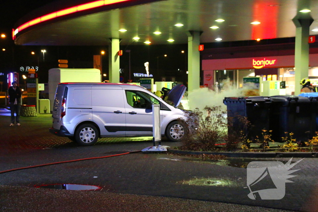 Brandweer ingezet voor autobrand