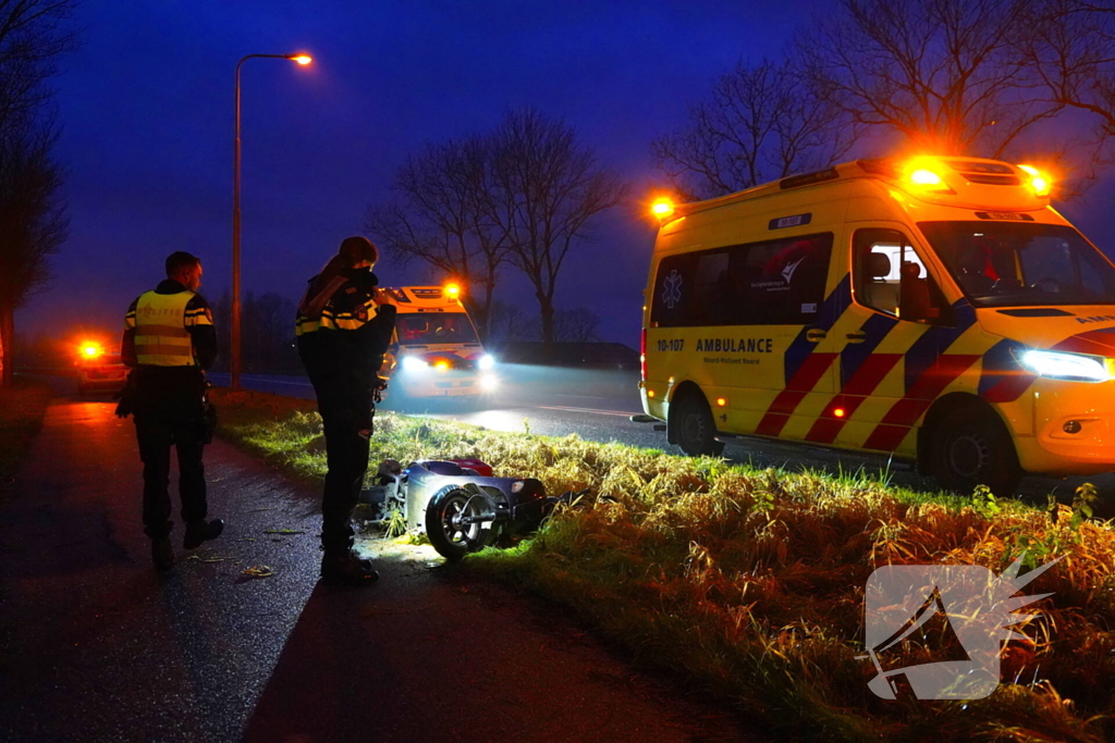 Scooterrijder zwaargewond na harde val