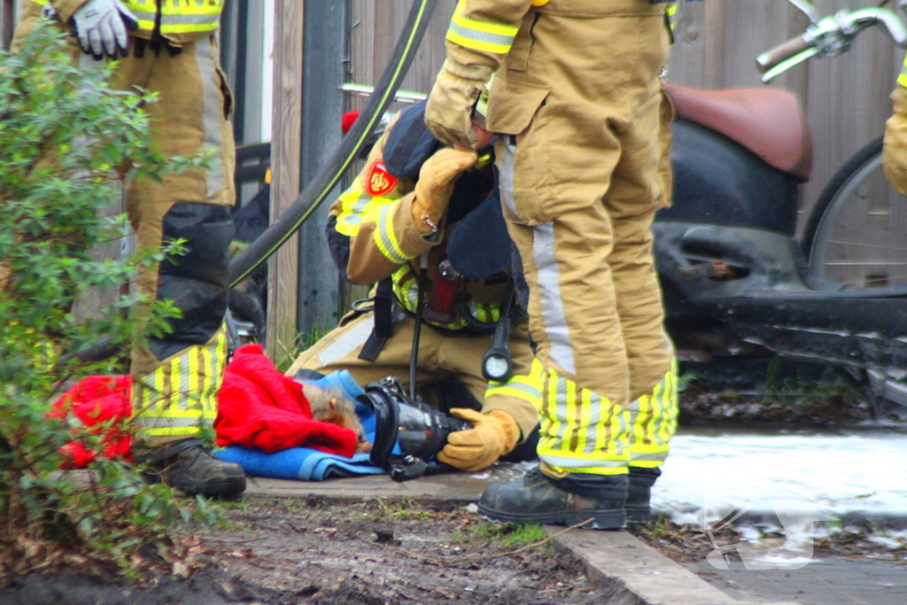 Flinke rook ontwikkeling bij brand in woning