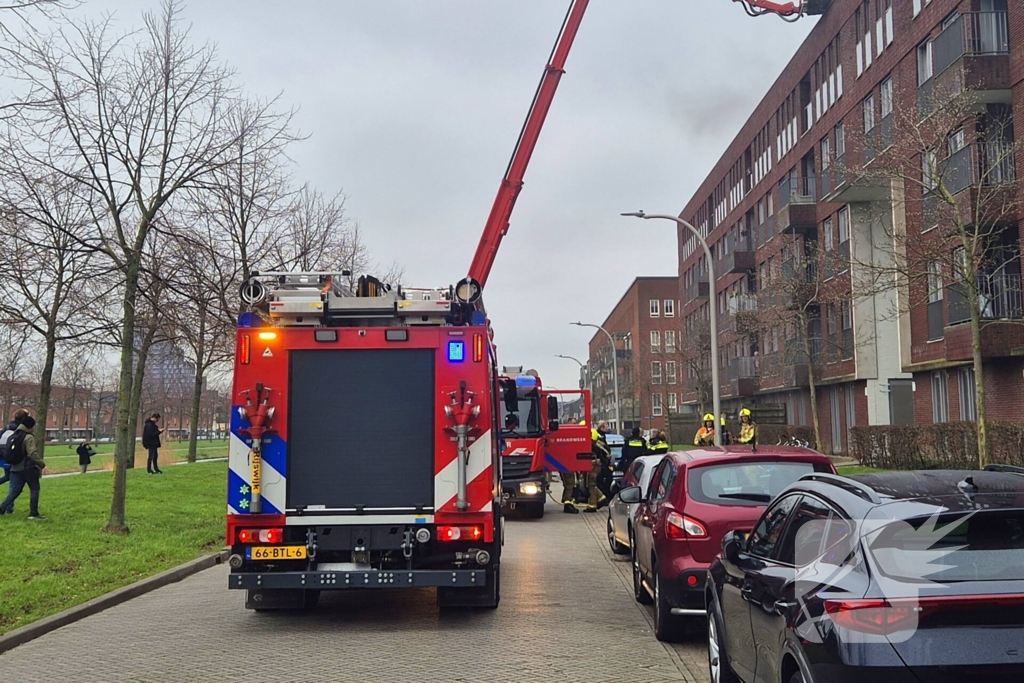 Zeer grote brand in woongebouw