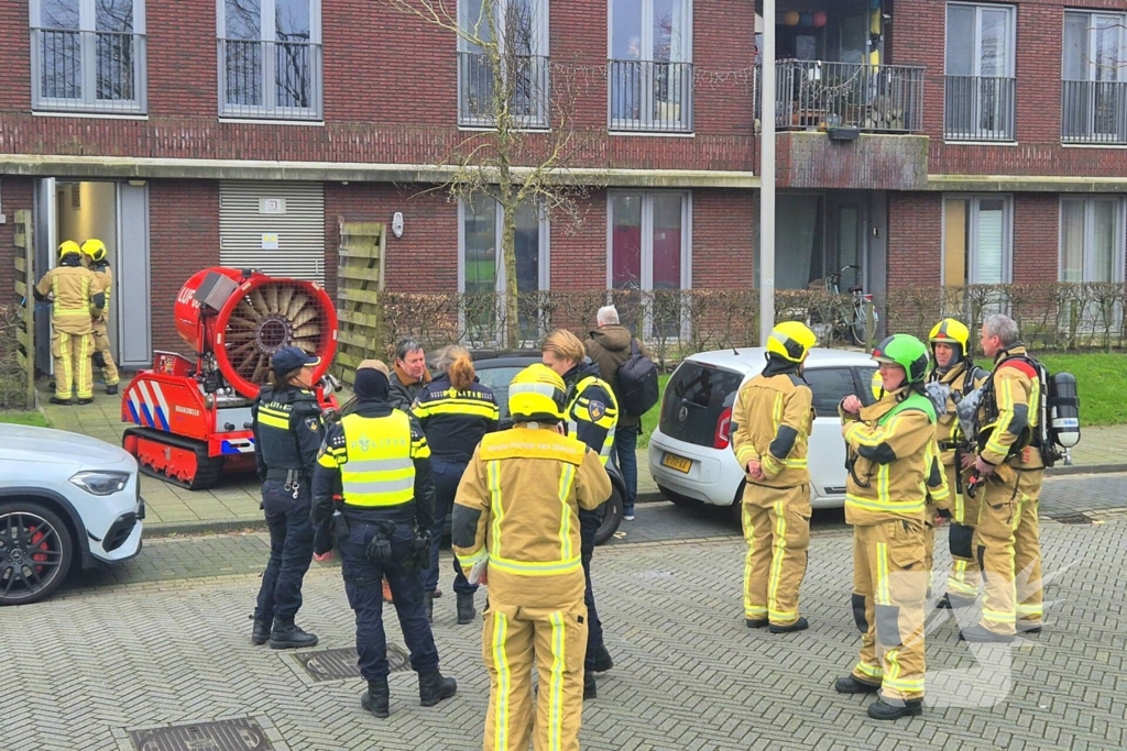 Zeer grote brand in woongebouw