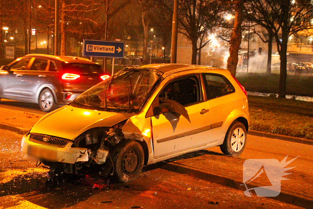 Auto zwaar beschadigd bij ongeval