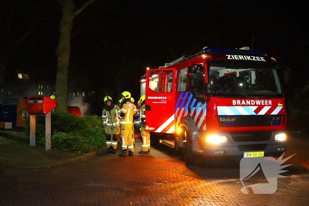 Containerbrand door vuurwerk