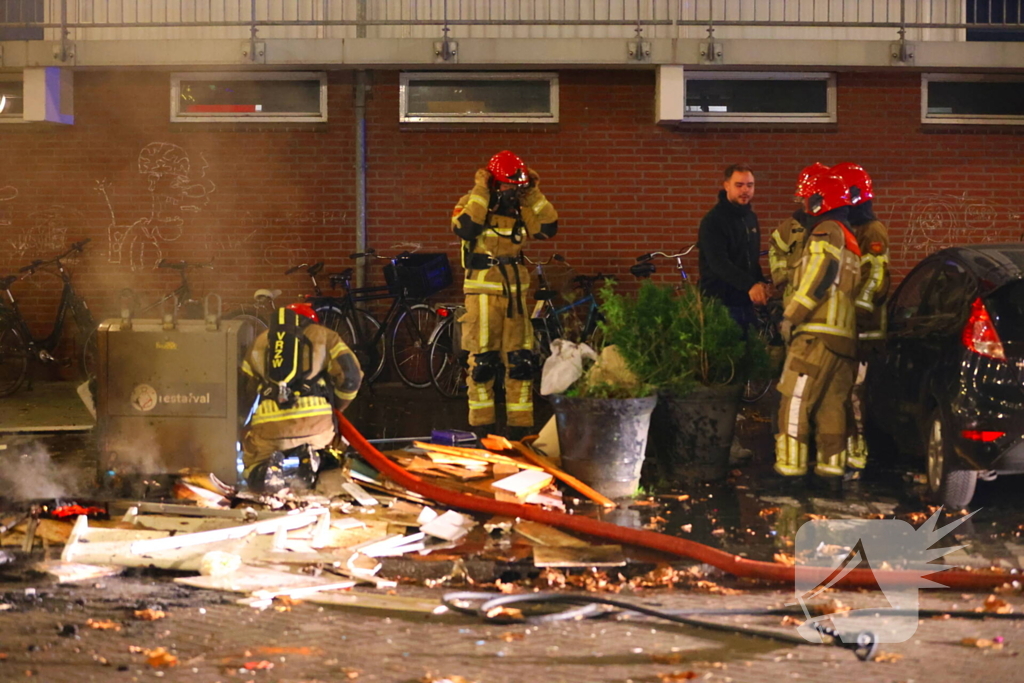 Brandweer ingezet voor brandend afval