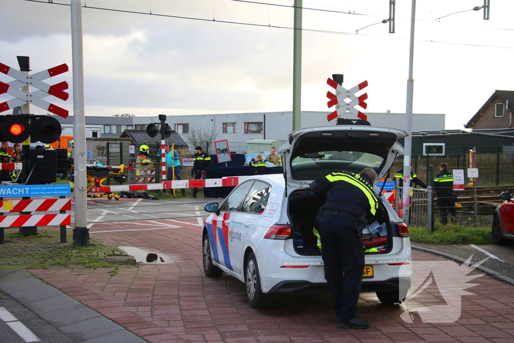 Ernstige aanrijding op spoorwegovergang