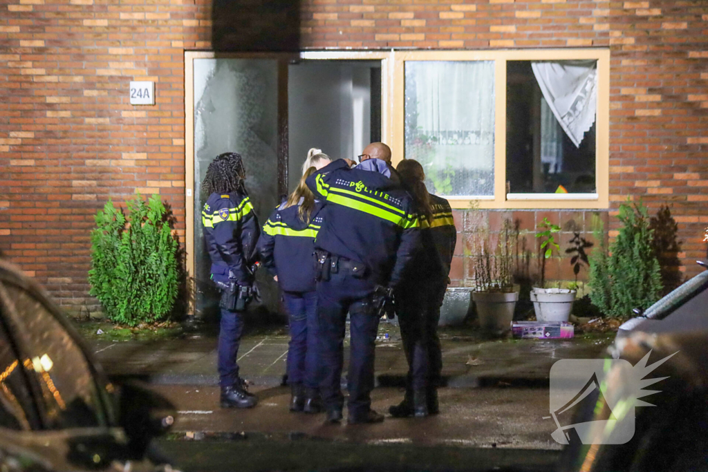 Explosie bij woning, buurtbewoners opgeschrikt