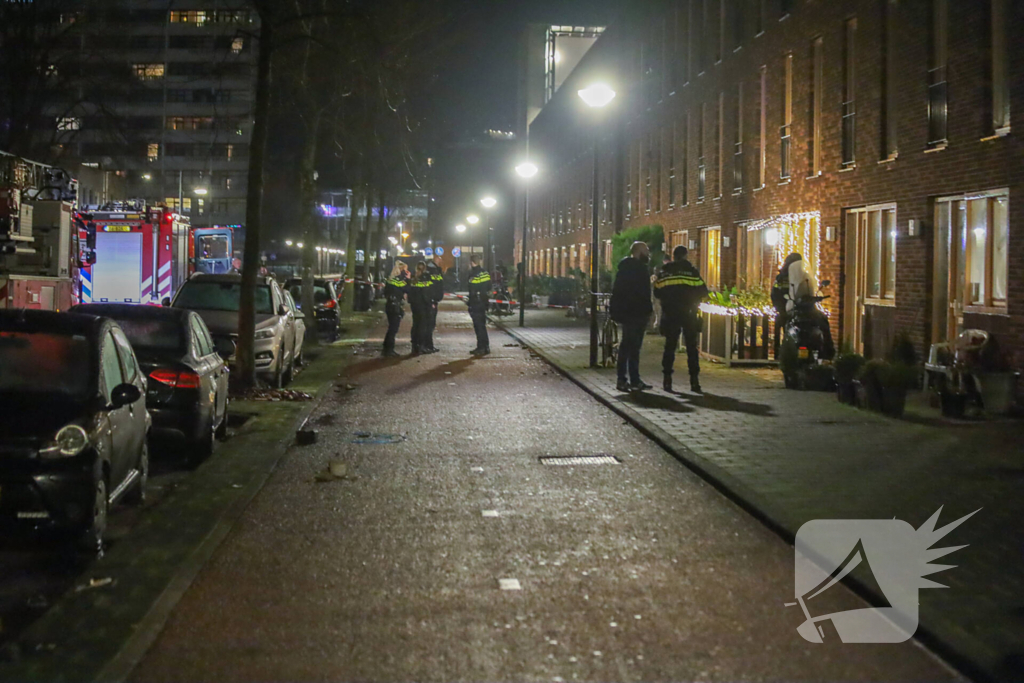 Explosie bij woning, buurtbewoners opgeschrikt