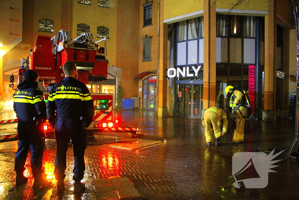 Veel rookontwikkeling bij keukenbrand