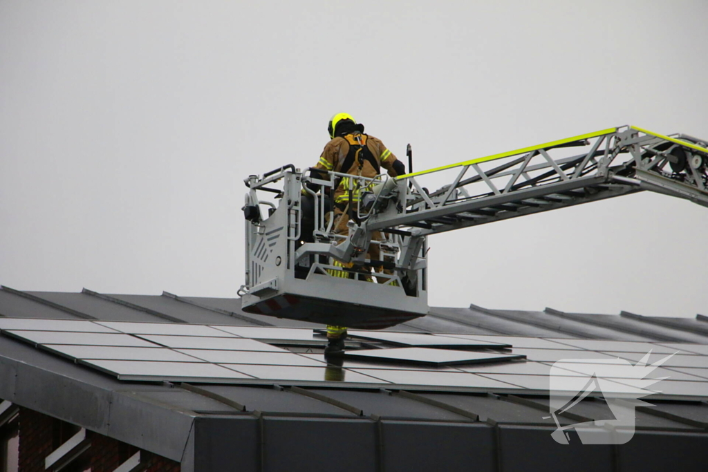 Losgeraakte zonnepanelen veilig verwijderd