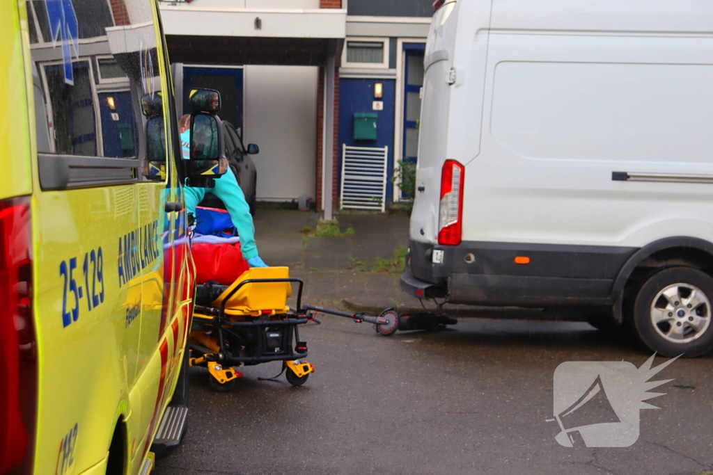 Ongeval tussen bezorger en bestuurder elektrische step