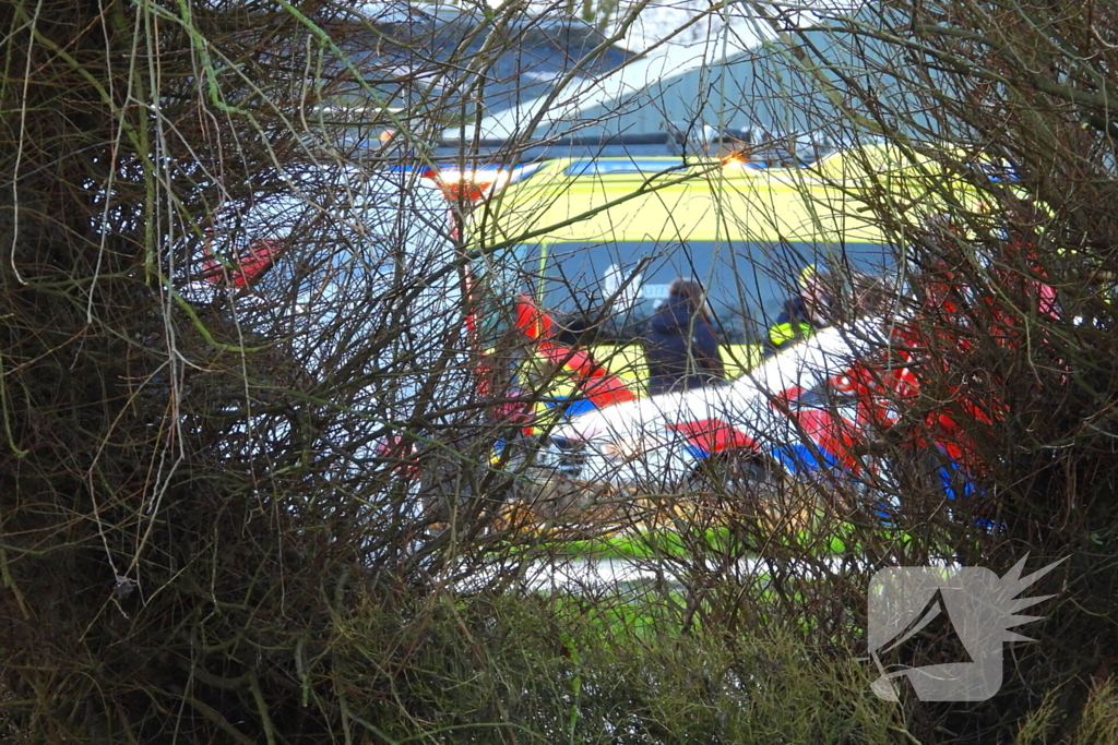 Persoon bekneld op boeren terrein