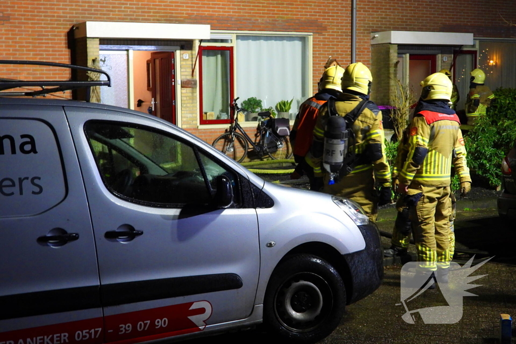 Brandweer ingezet bij woningbrand