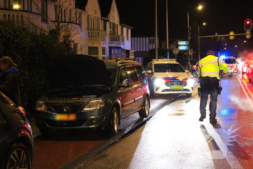 Twee voertuigen lopen schade op bij aanrijding