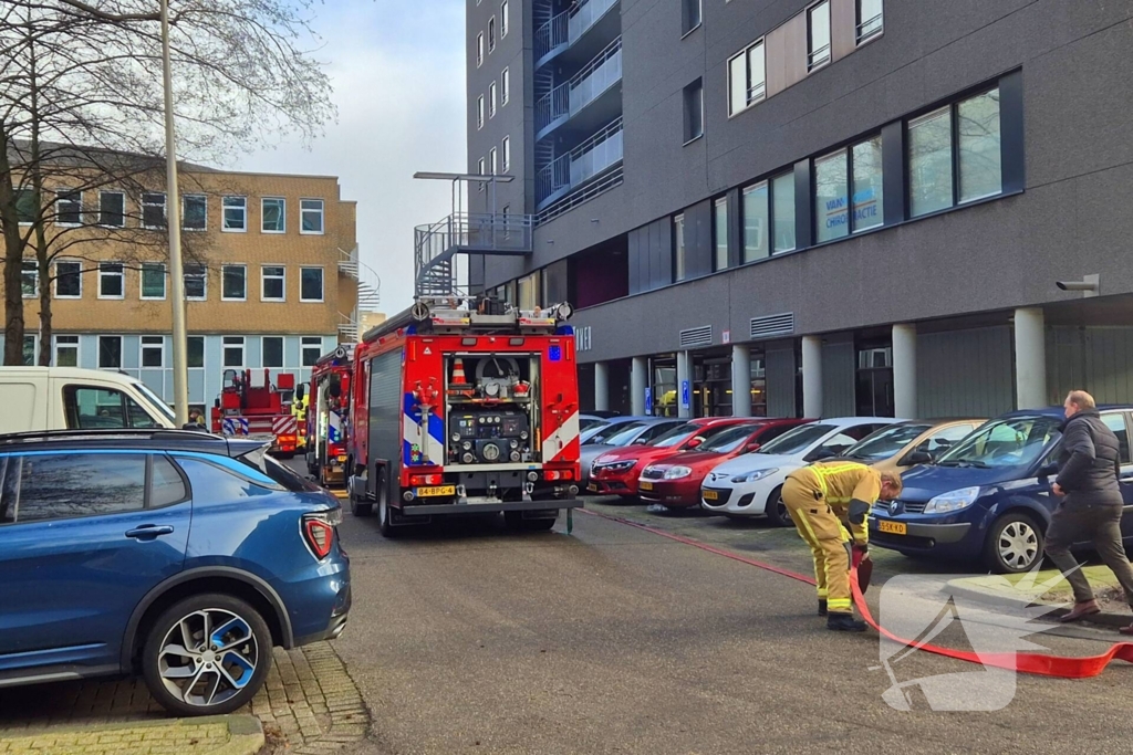 Flatbewoners geavacueerd bij brand in flatwoning