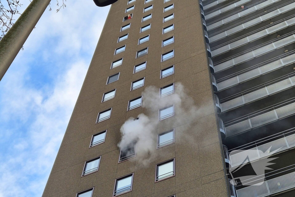 Flatbewoners geavacueerd bij brand in flatwoning