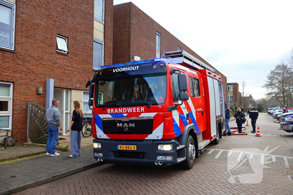 Veel rookontwikkeling bij brand in schuur