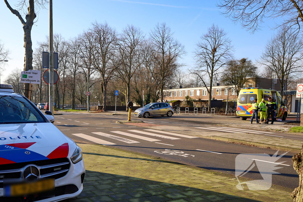 Vrouw aangereden door bestuurder van bestelauto