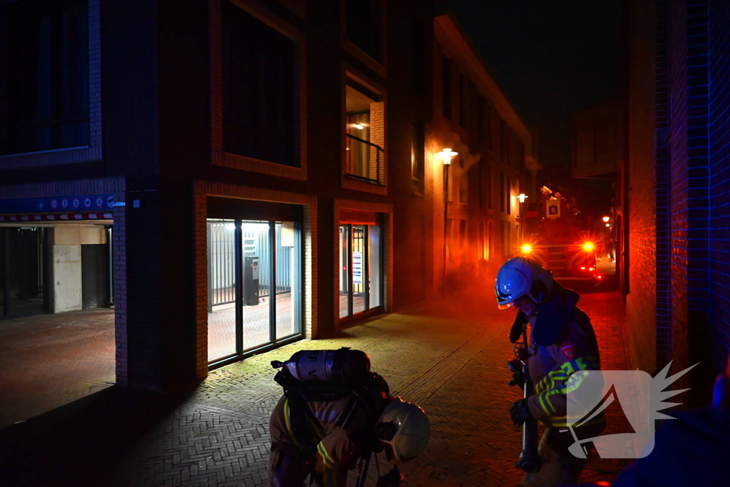 Fikse rookontwikkeling bij brand in flat