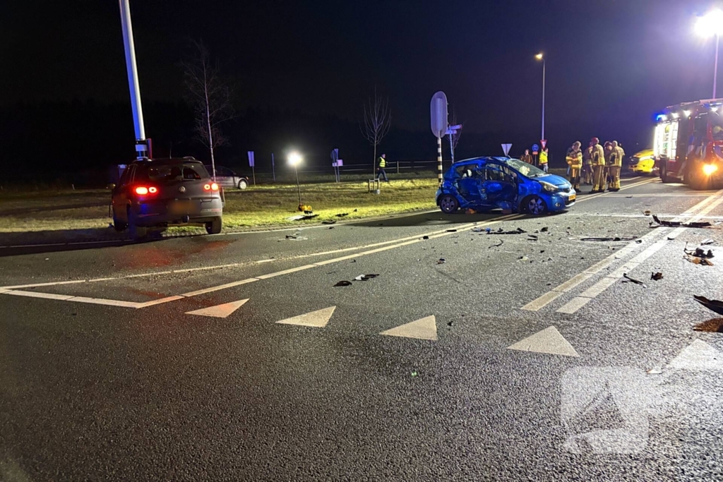 Meerdere gewonden bij flinke aanrijding