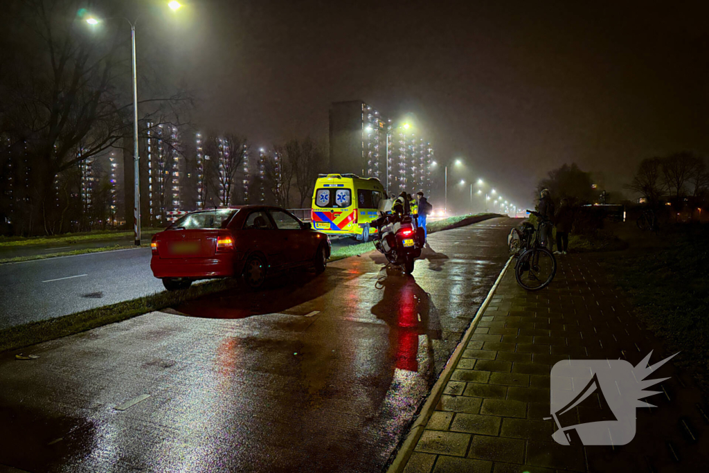 Scooterrijder komt ten val bij aanrijding