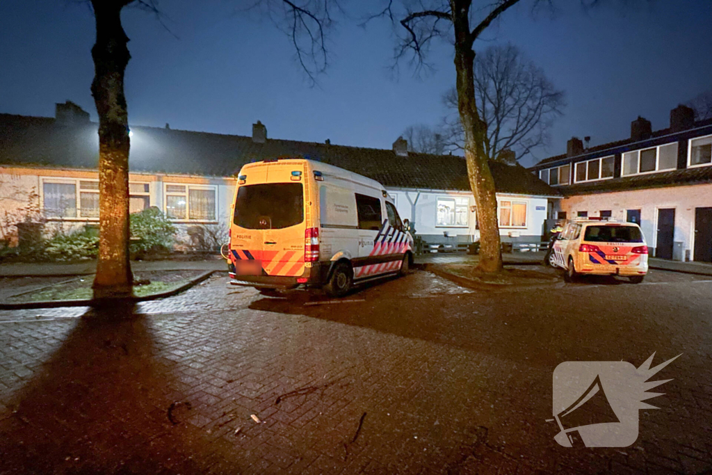 Politie doet onderzoek in woning na overval