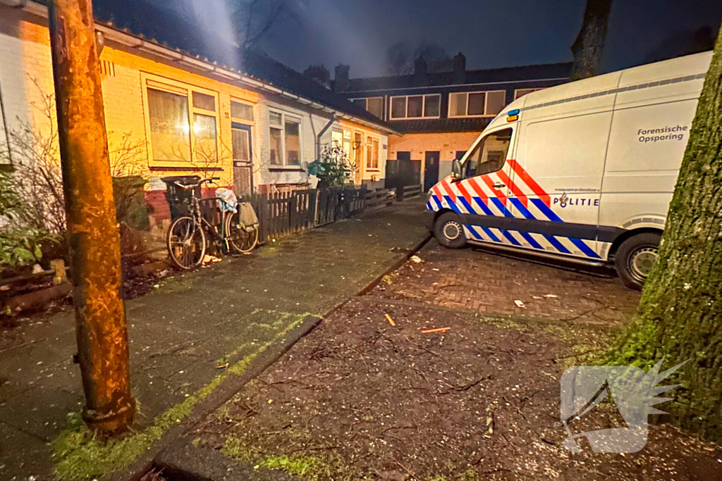 Politie doet onderzoek in woning na overval