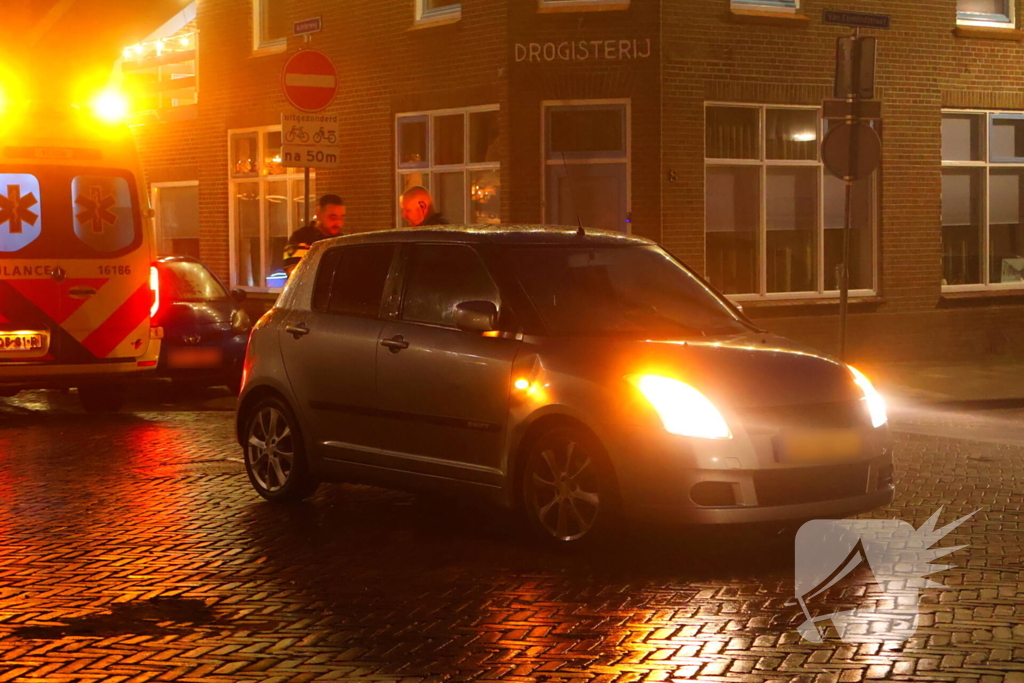 Fietser gewond naar ziekenhuis bij aanrijding met automobilist