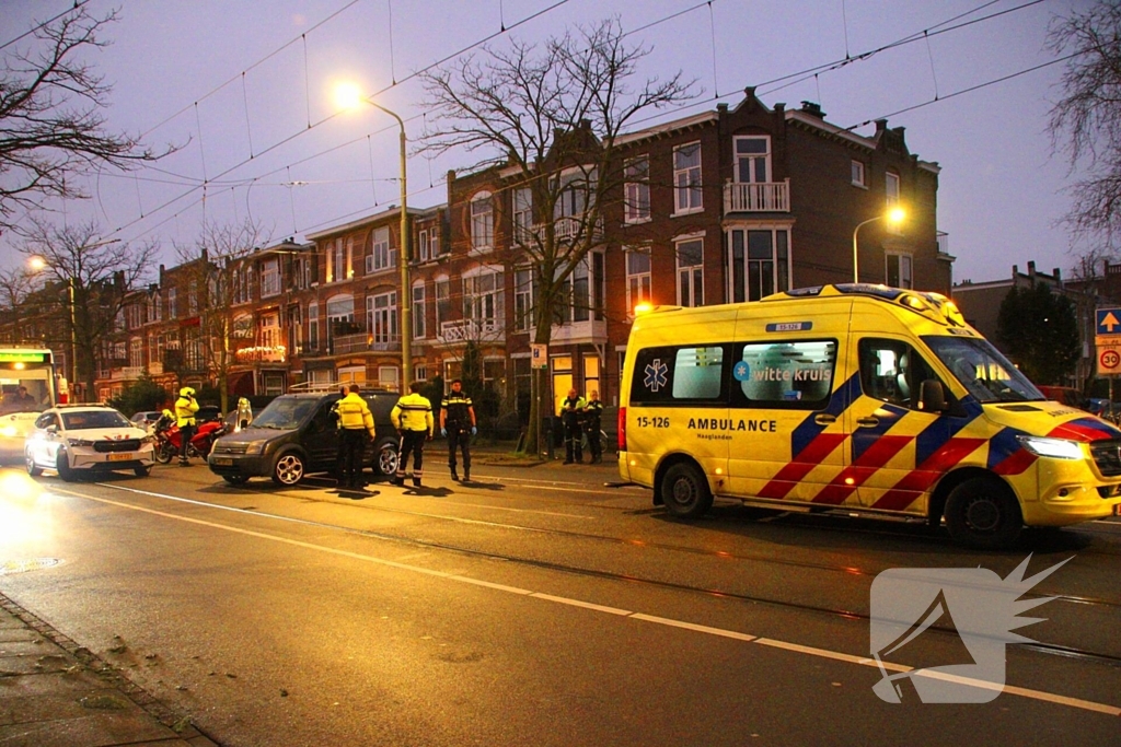 Persoon gewond bij botsing tussen tram en auto