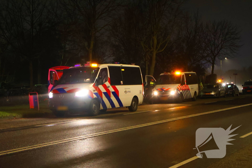 Politie grootschalig aanwezig bij bekerwedstrijd