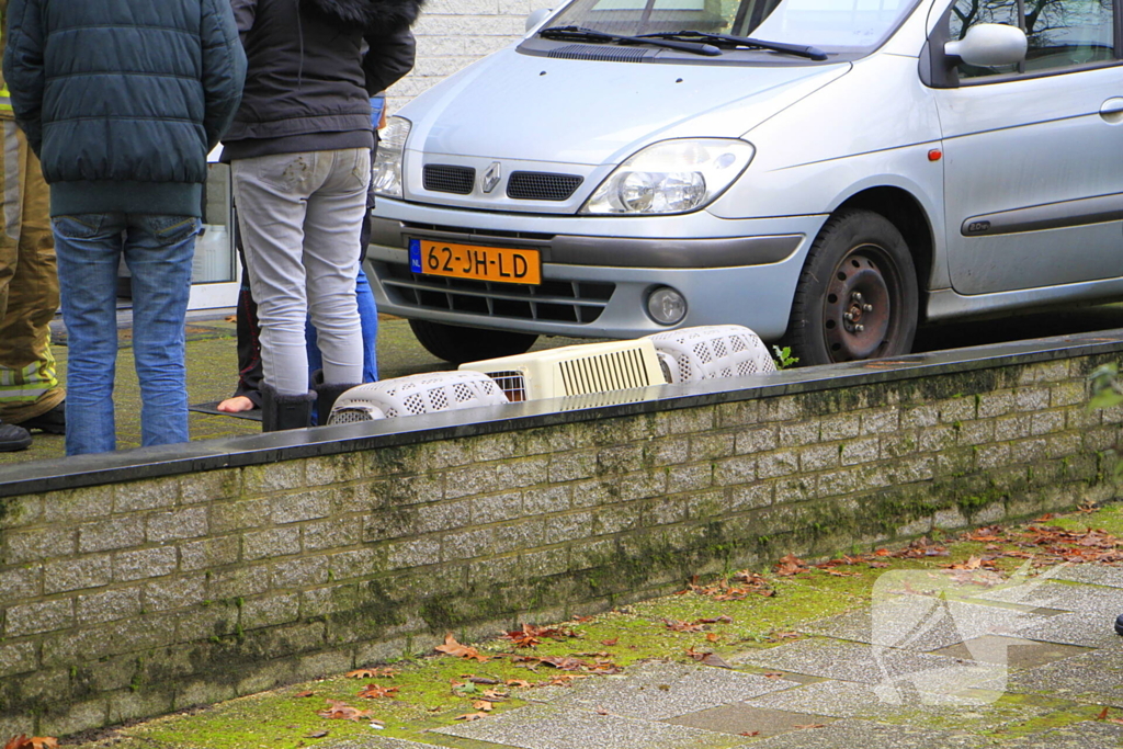 Brandweer haalt drie katten uit woning bij schoorsteenbrand