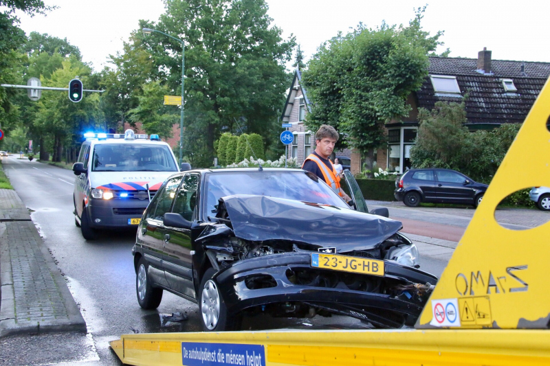 Flinke schade bij kop-staartbotsing