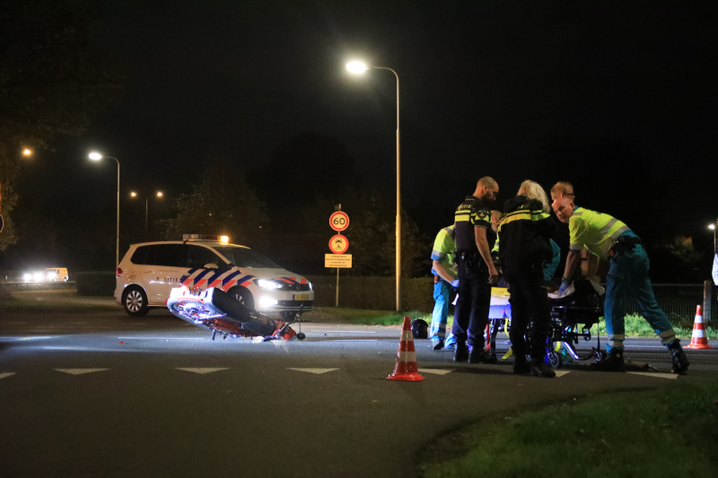 Brommerrijder gewond bij aanrijding