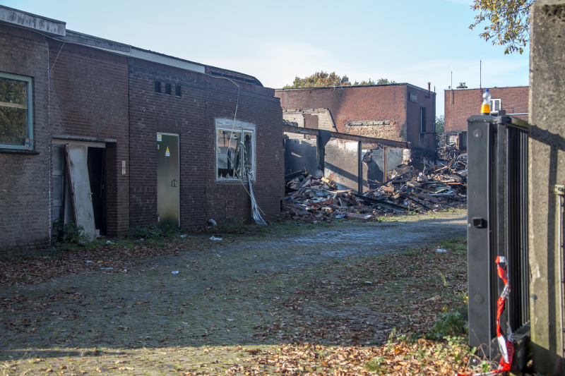 Zeer grote brand voormalige Noack-fabriek, the day after