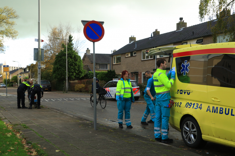 Snorfietser gewond na botsing met jonge fietsster