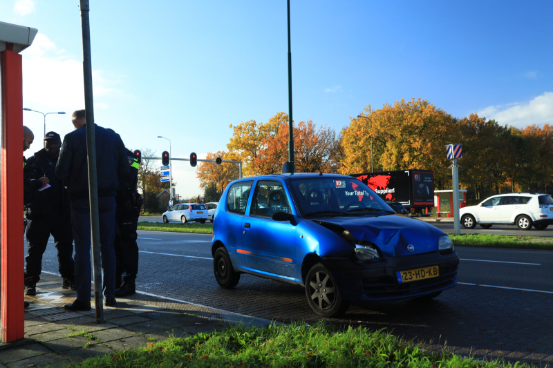 Auto total-loss bij kop-staartbotsing