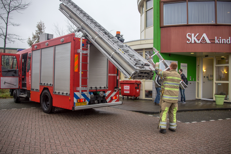 Kinderdagverblijf ontruimd na vreemde lucht