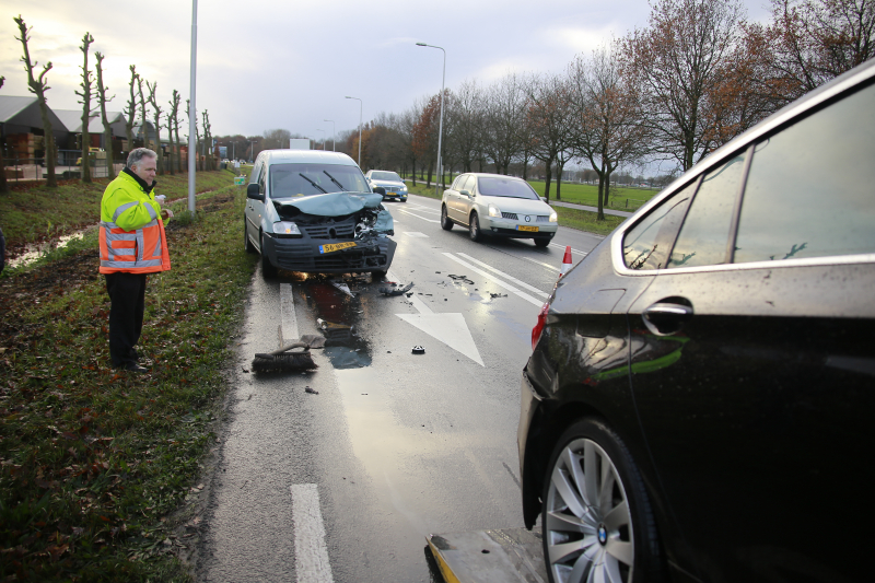 Flinke schade na kop-staartbotsing