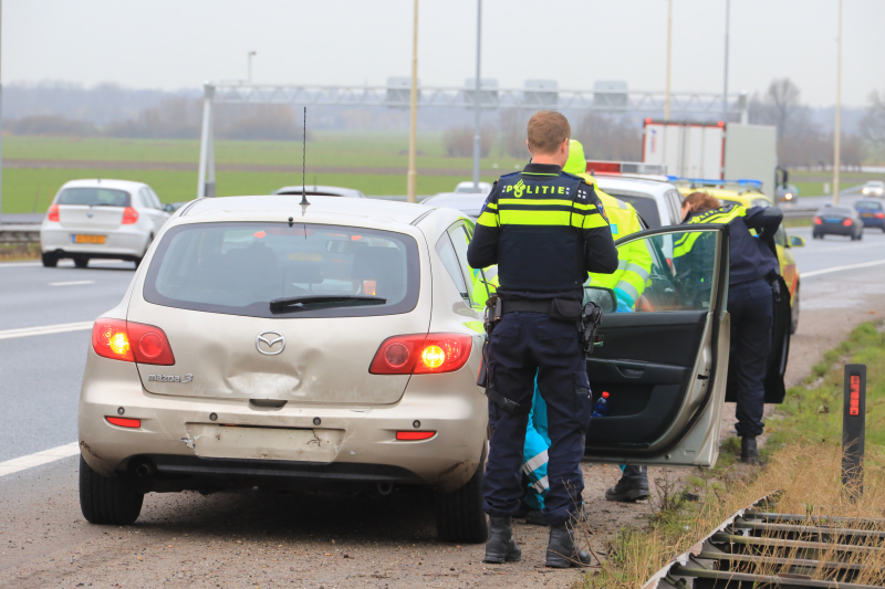 Bestuurster flink geschrokken na kop-staartaanrijding